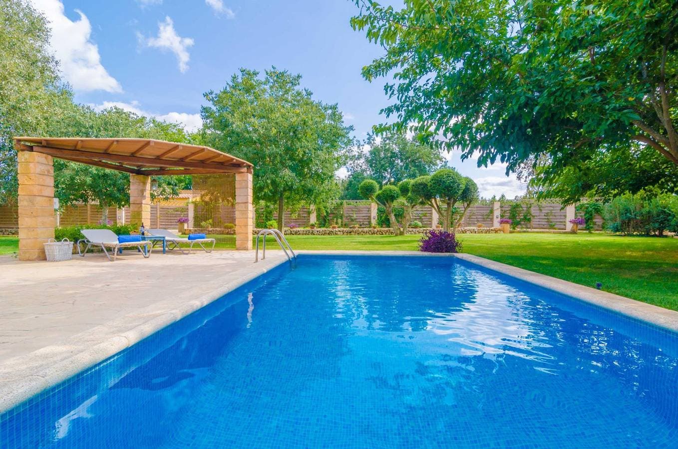 Foto 3 von 38: Ses Tendes - Villa mit privatem Pool und schönem Garten. Wlan ist gratis