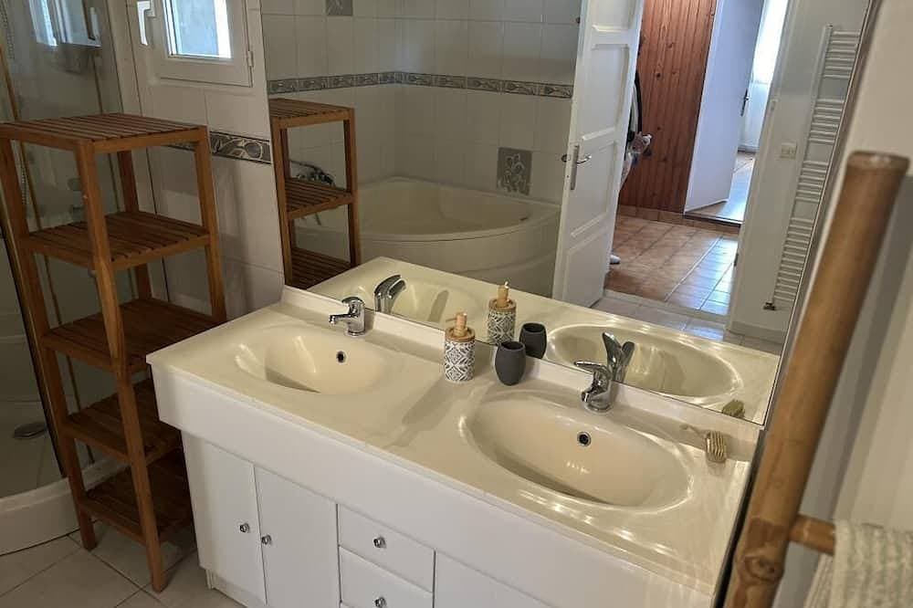 Foto 7 von 28: Magnifique Villa-mado Proche Mer