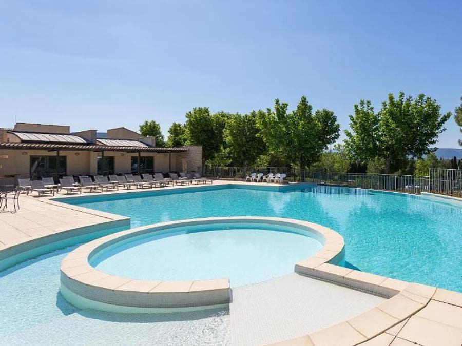 Foto 8 von 25: Madame Vacances - Résidence Provence Country Club - Studio 2 personen - 2 Personen