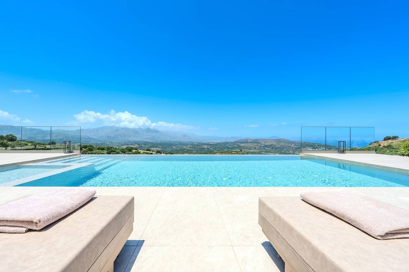 Foto 10 von 65: Thaloria villa