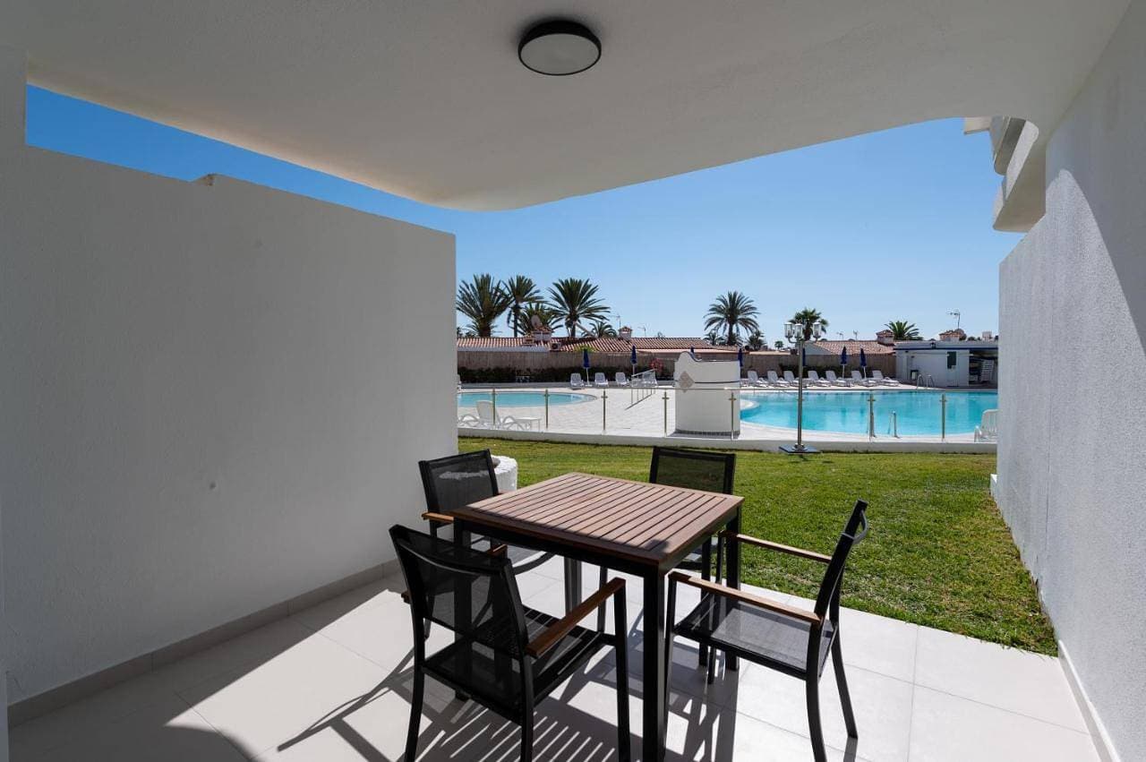 Pool Apartment Tamaran 1