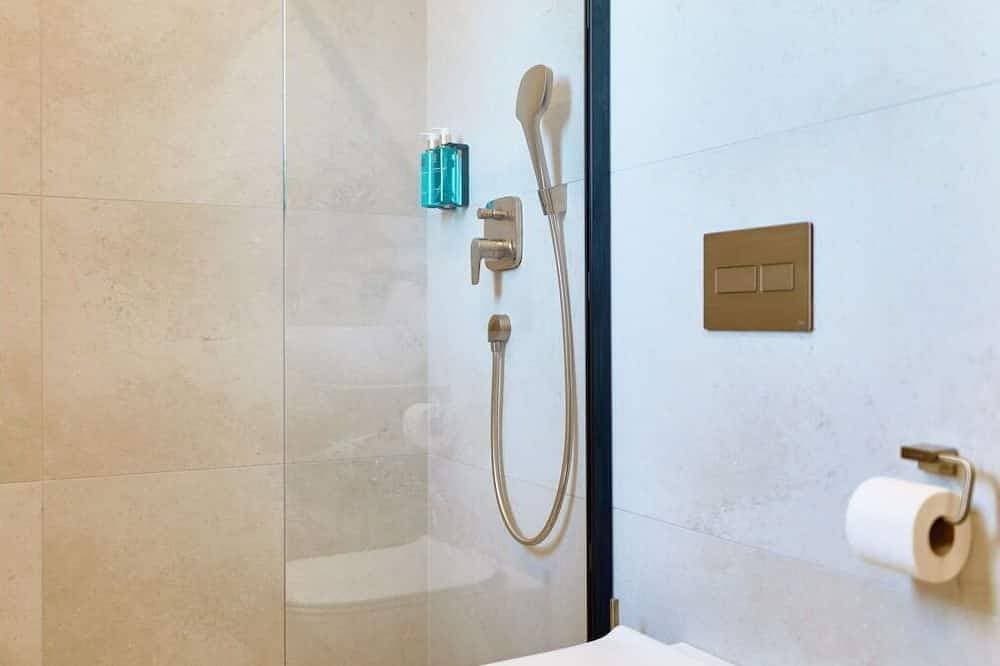 Foto 7 von 30: Gemütliche Wohnung in einem Ferienhaus mit  W-Lan, privatem Pool, TV, Terrasse, Haustiere erlaubt