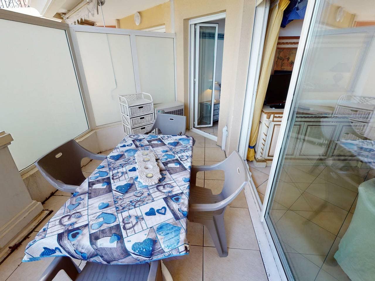 Foto 3 von 20: Wunderschöne 2-Zimmer in Mentons Zentrum mit Terrasse, Klimaanlage, WLAN