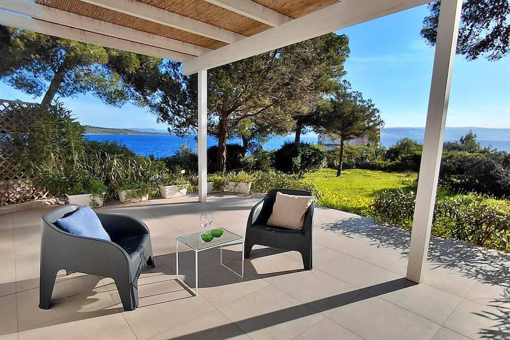 Torre Lazzaretto Seafront House 1