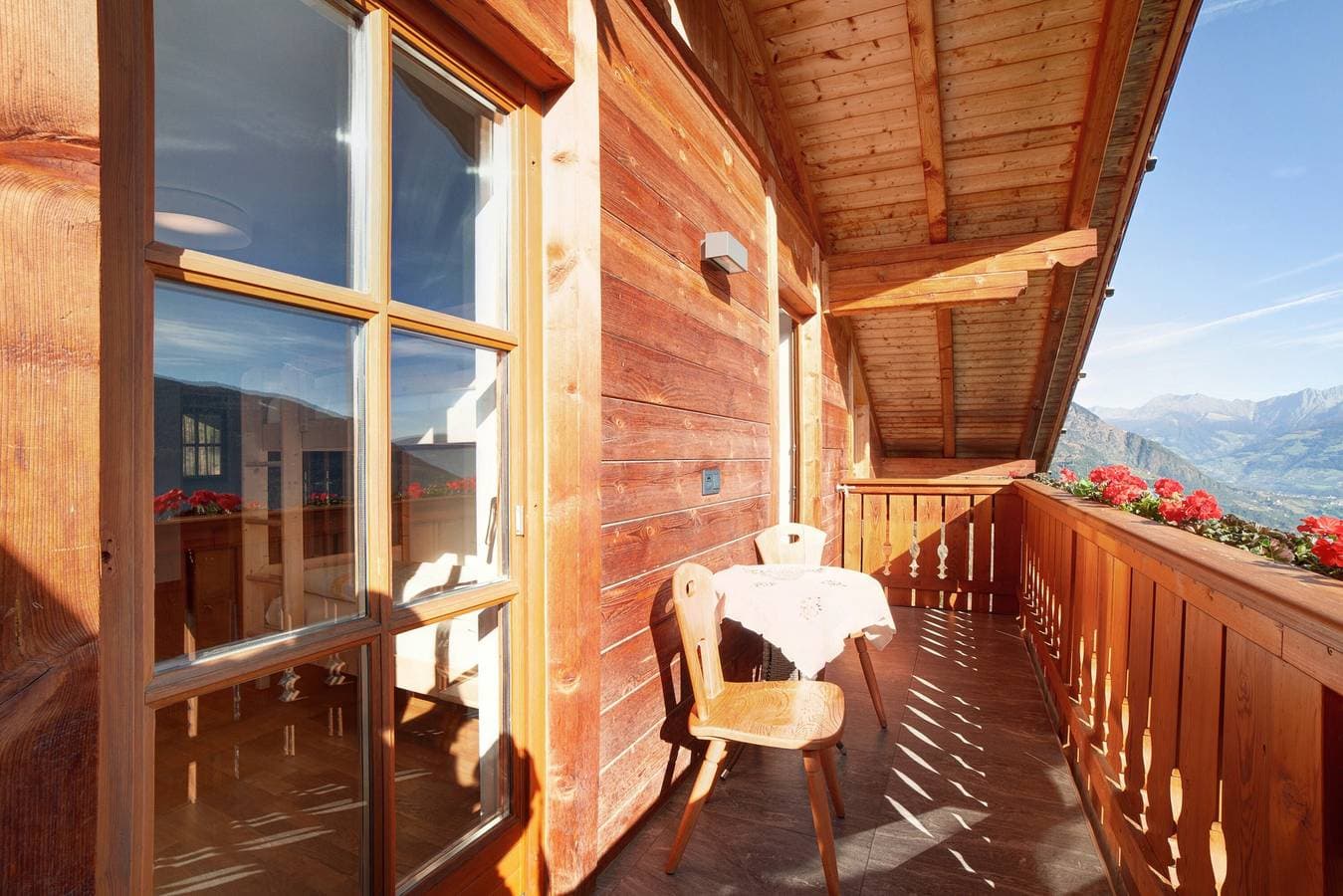 Foto 4 von 20: Ferienwohnung 'Ausergrubhof Wohnung Partschins' mit Bergblick, Gemeinschaftsgarten und WLAN