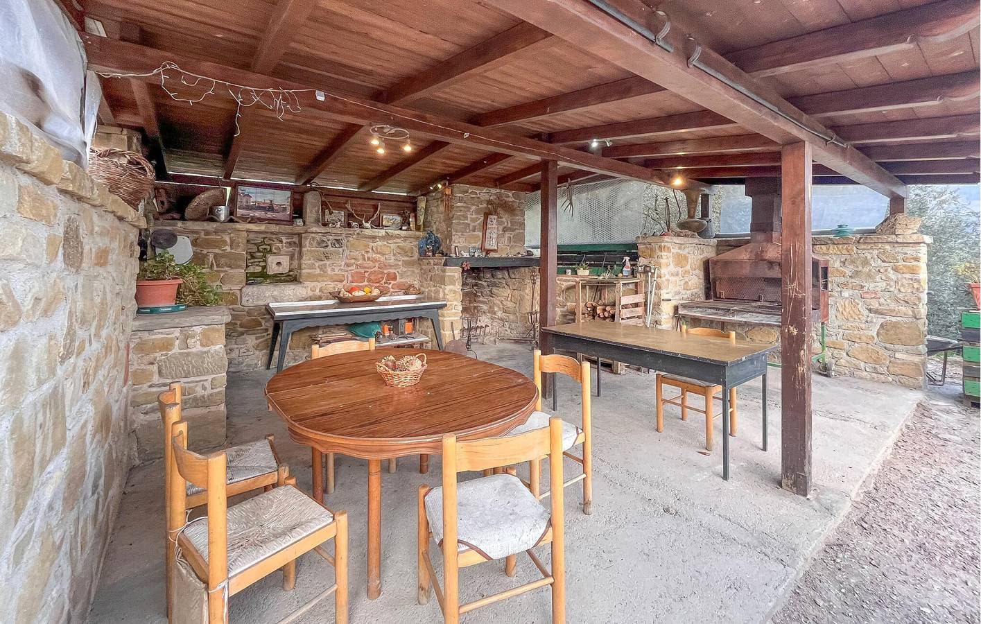 Foto 7 von 38: Gemütliche Ferienwohnung mit Pool, Garten und Parkplatz