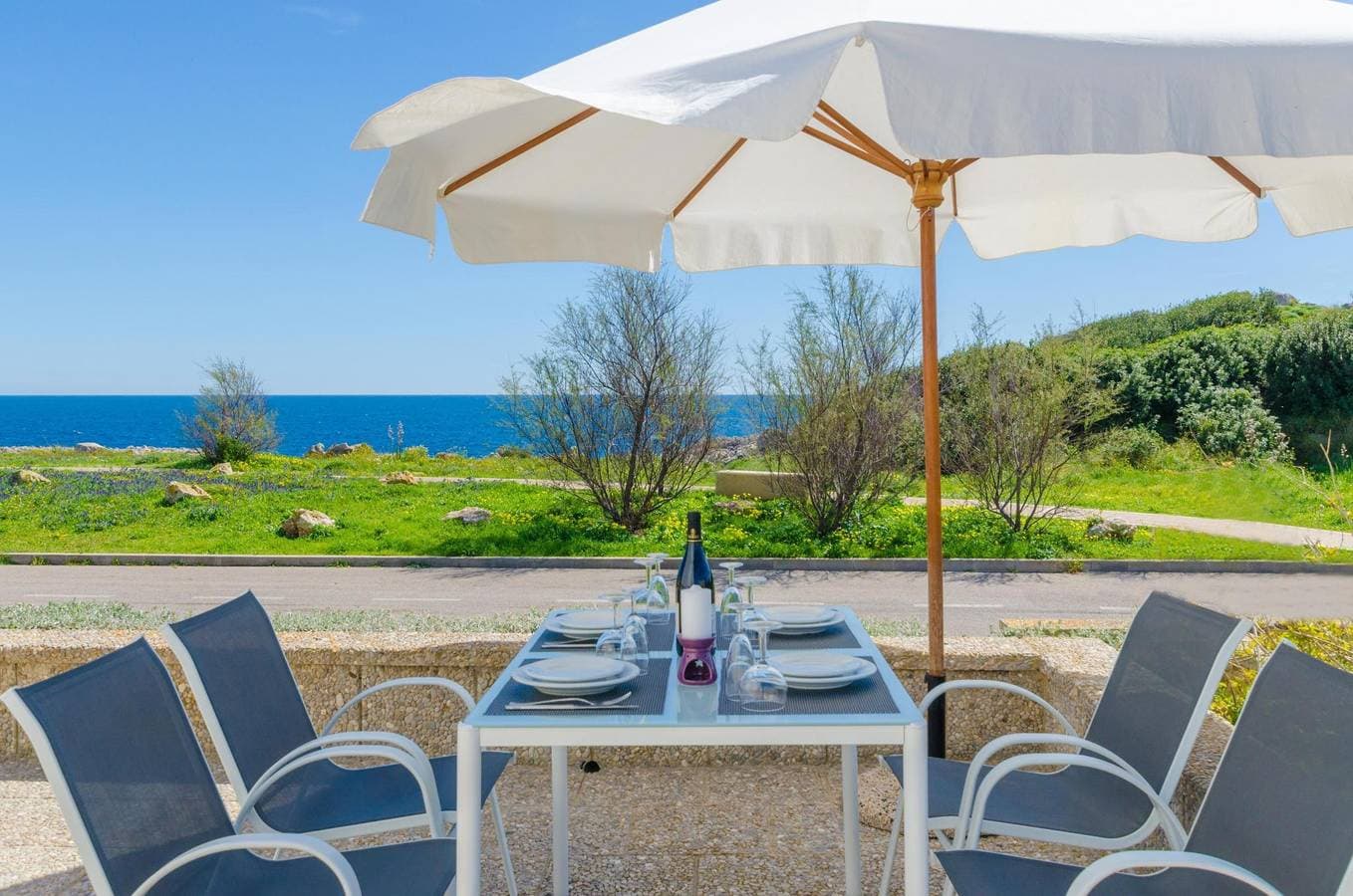 Foto 3 von 63: Can Rosito - Ferienhaus mit Meerblick in Cala Morlanda. WiFi gratis