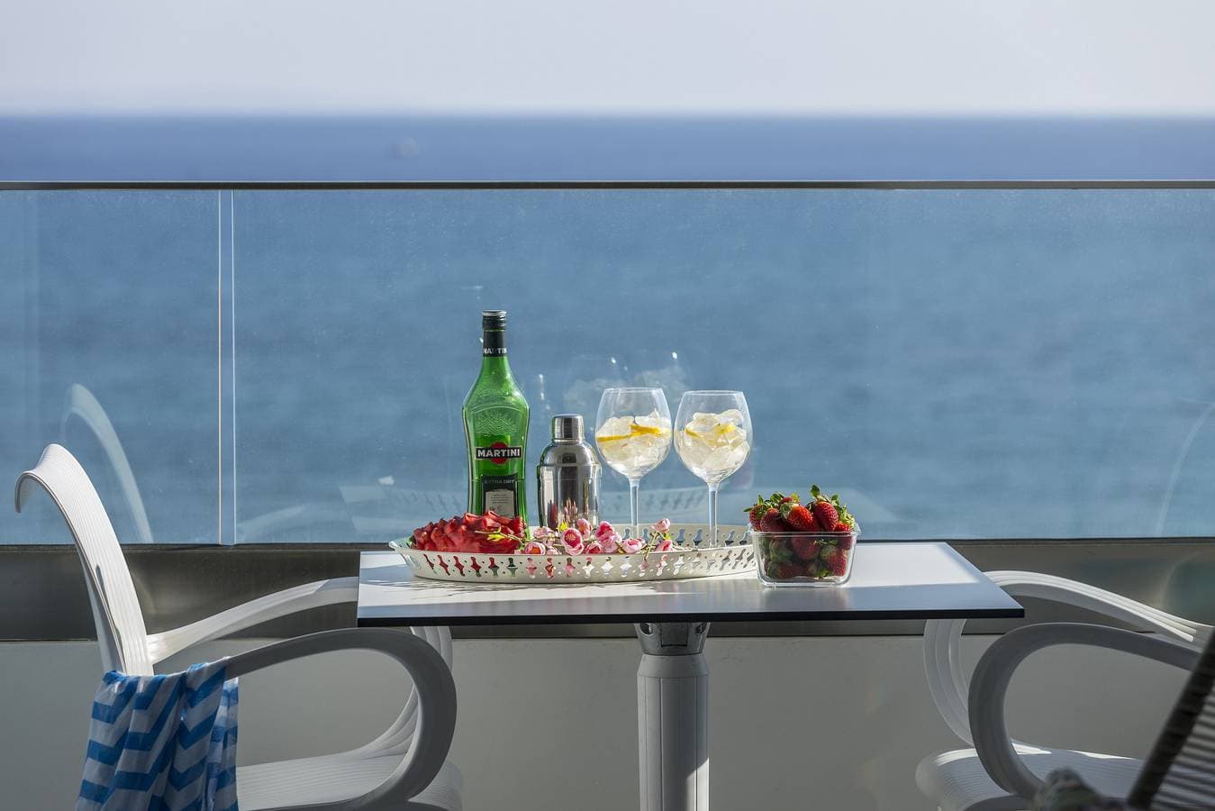 Foto 7 von 15: Mackenzie Zoe Seafront Suite