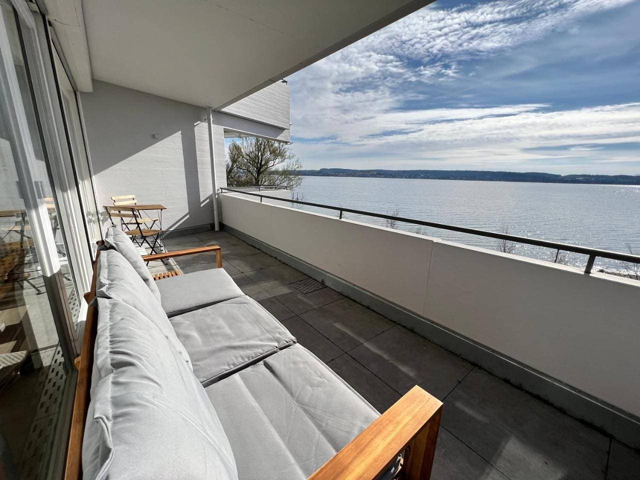 Foto 6 von 6: Apartment with Lake View