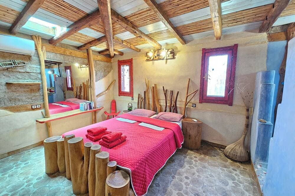 Foto 13 von 30: Bezaubernde Villa Kokkino Skufitza aus Lehm,50 qm Gemeinschaftspool,priv. Garten