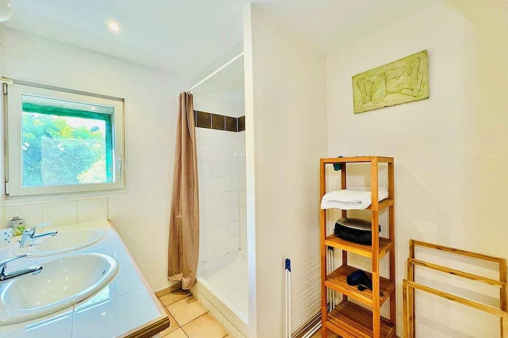 Foto 9 von 30: Le Moun Mazet 3-star self-catering accomodation, Clim, Calm, Nature, 6 people, Provence