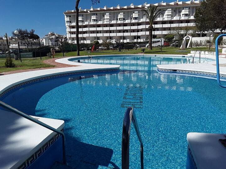 Foto 2 von 23: Ferienwohnung für 3 Personen mit Pool