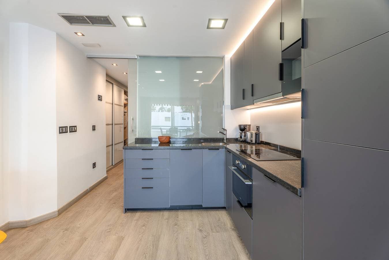 Foto 3 von 23: Ferienwohnung 'Club Atlantis 159' mit Gemeinschaftspool, Wi-Fi und Klimaanlage
