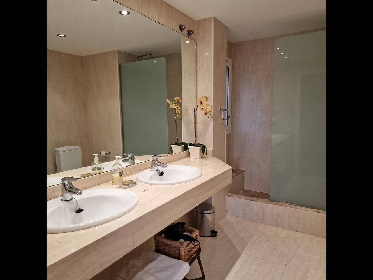 Foto 12 von 36: Ferienhaus für 6 Personen mit Pool