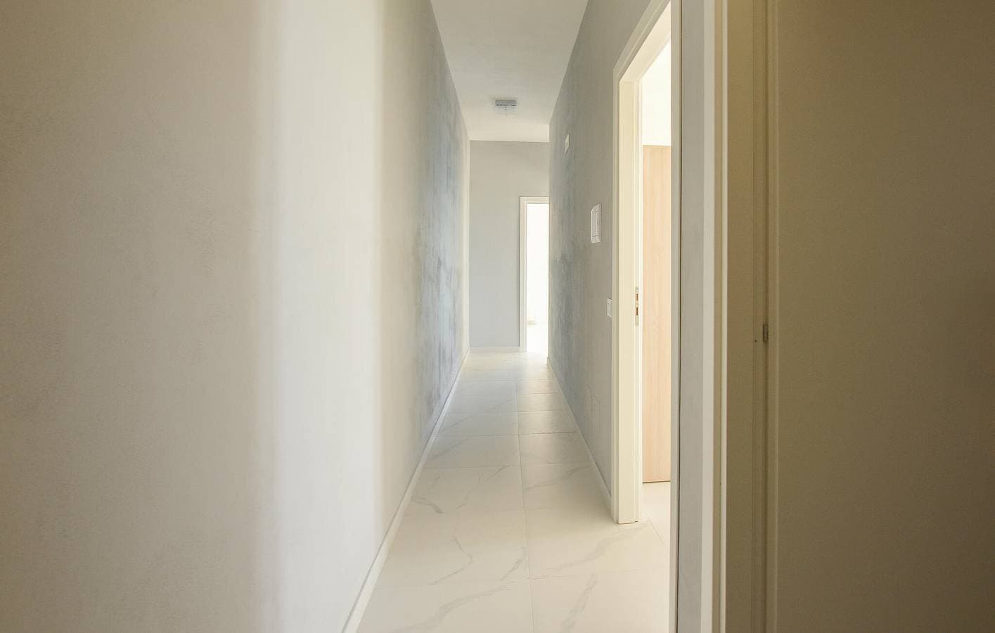 Foto 13 von 24: Appartement mit Meerblick, AC, Parkplatz, Terrasse und Küche - 700m zur Spiaggia Foggia