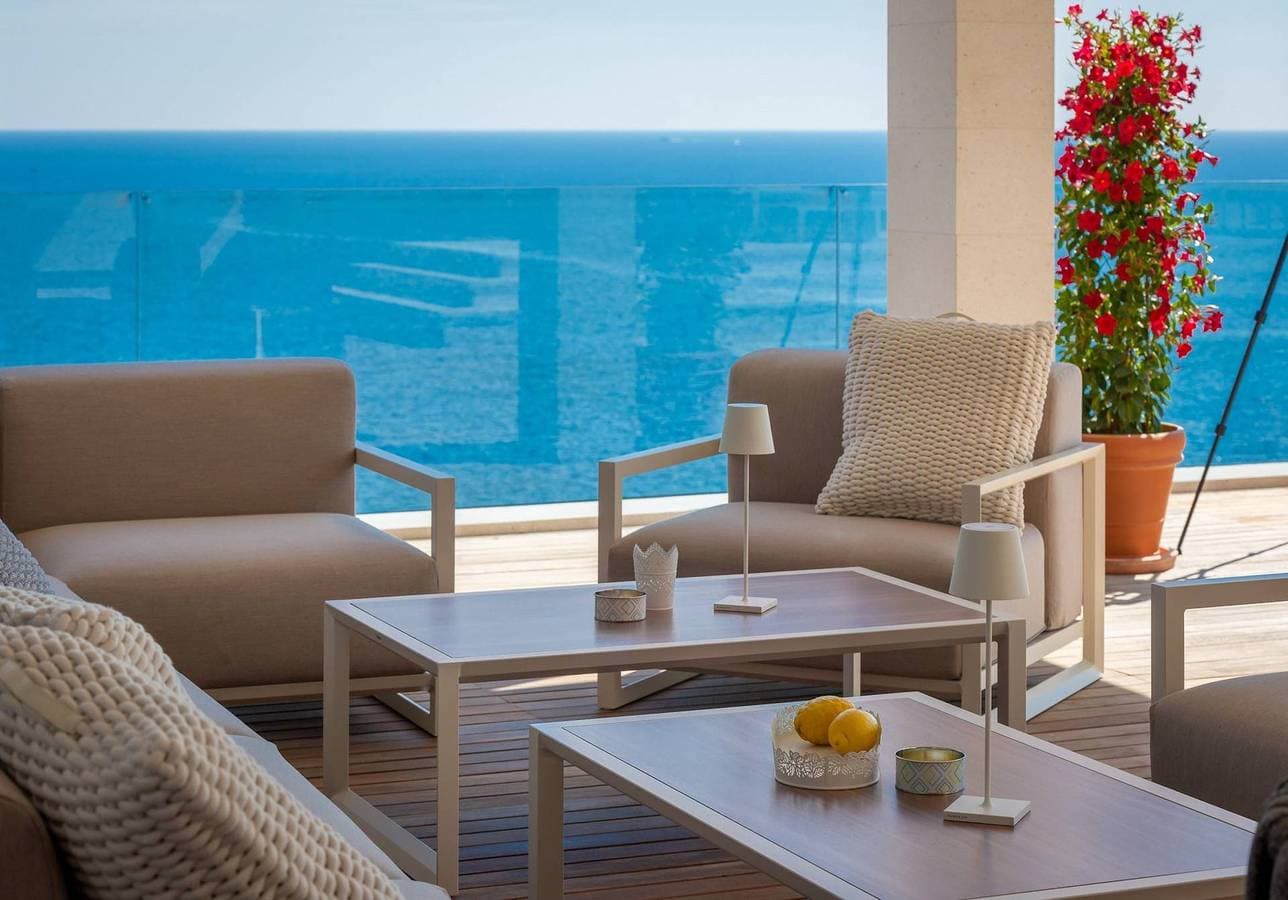 Foto 4 von 77: Villa für 10 Personen mit Meerblick