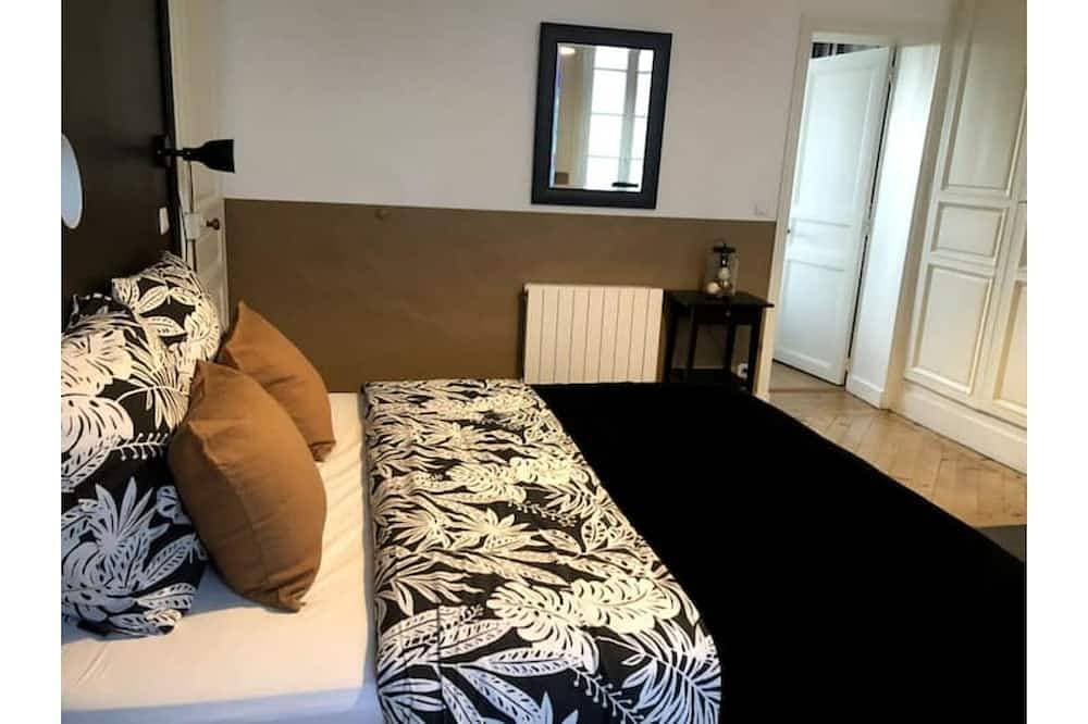 Foto 2 von 7: Quiet & comfortable downtown location + private parking