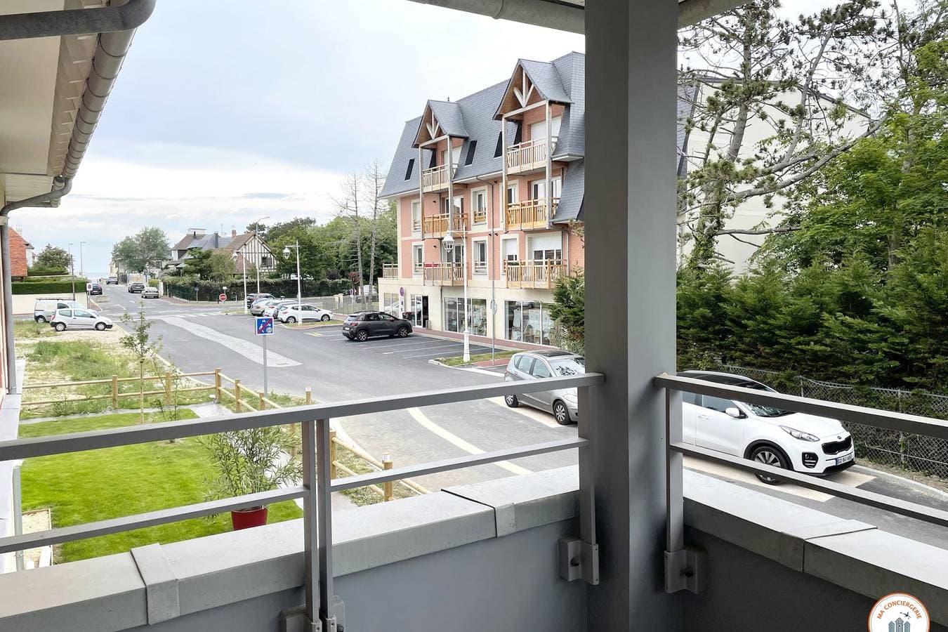 Foto 6 von 34: Ferienwohnung für 4 Personen mit Terrasse