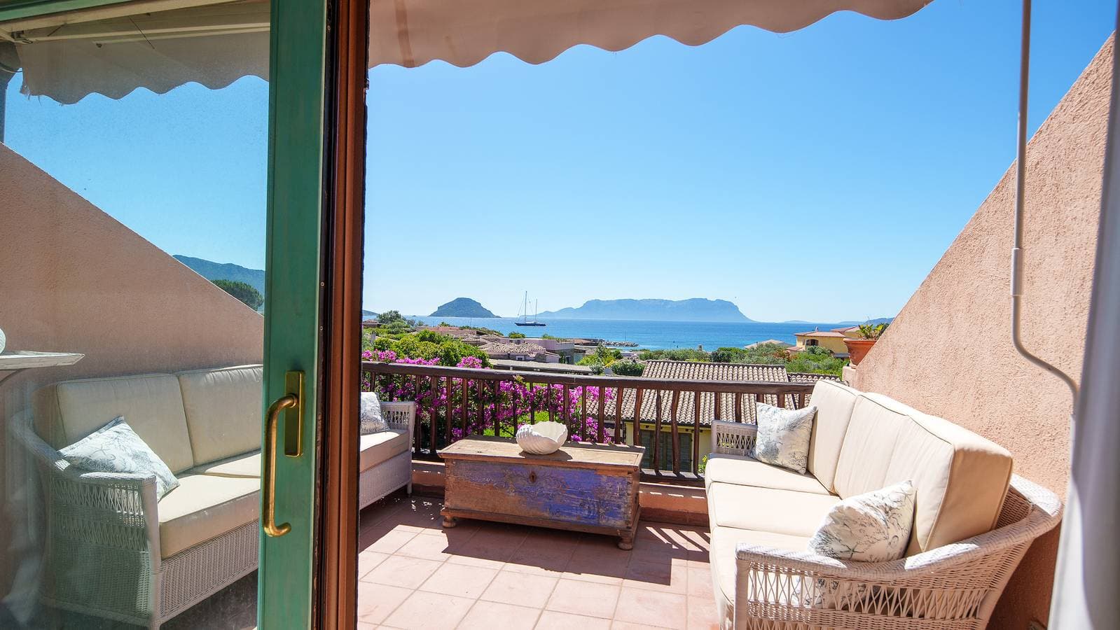 Foto 5 von 42: Villa Serena: Seaview&Private Pool-Golfo Aranci