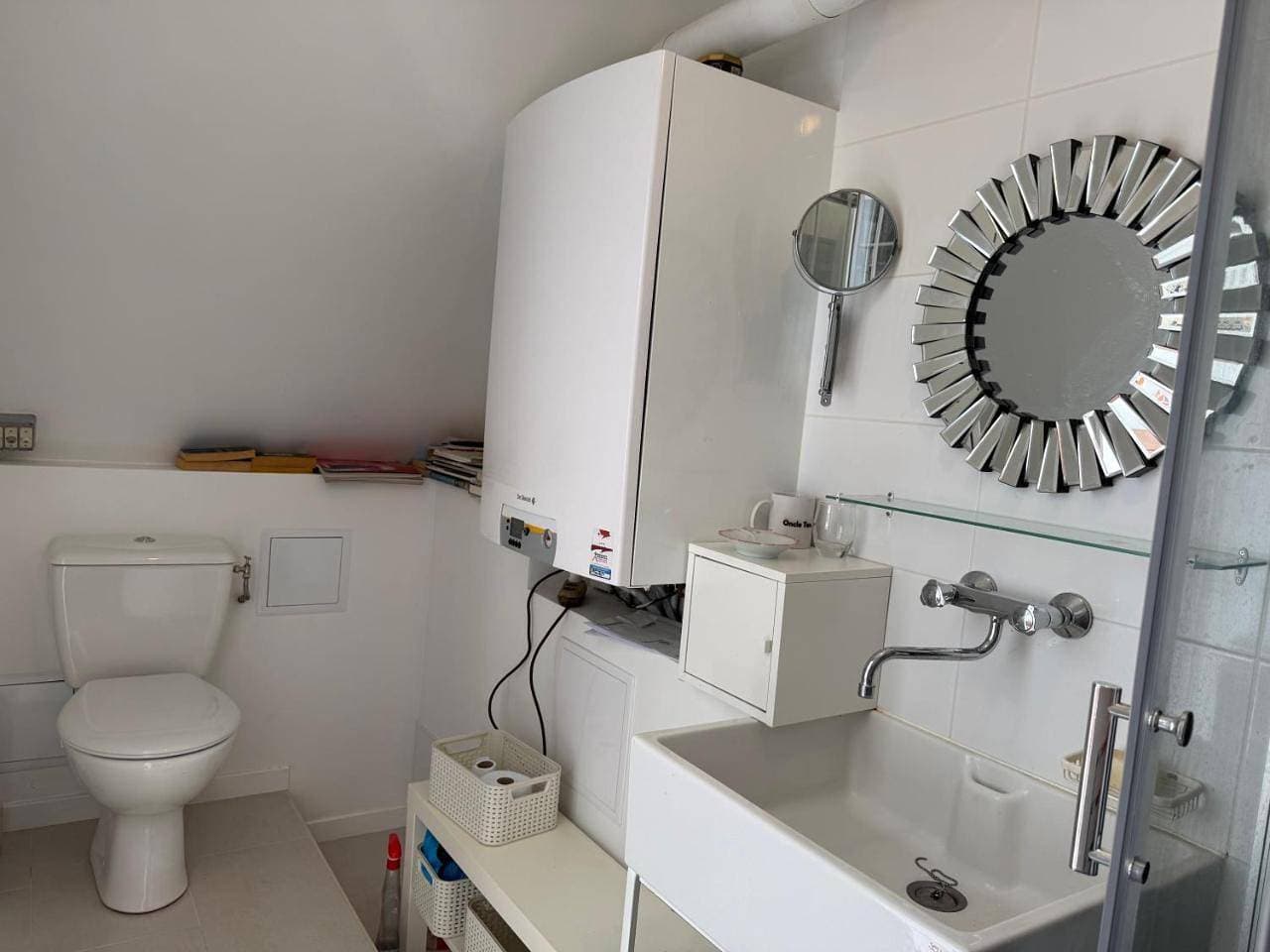 Foto 7 von 13: Double Room with Private Bathroom
