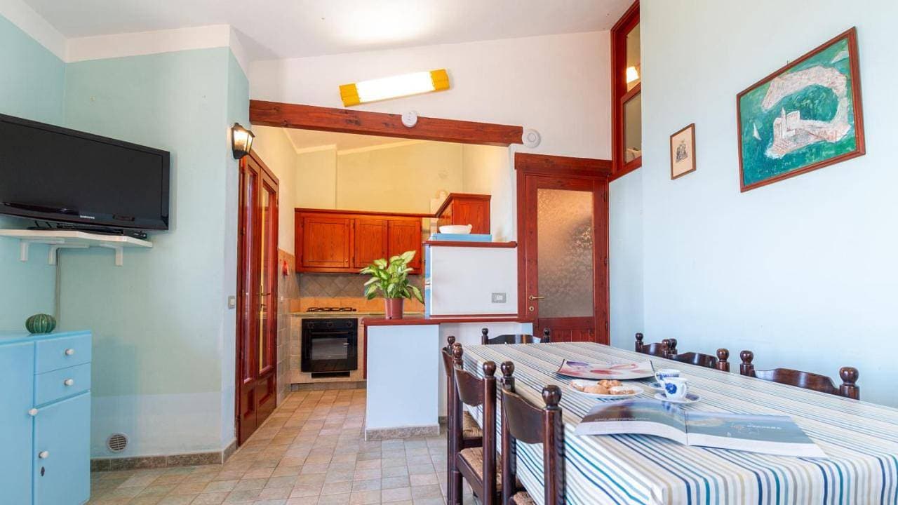 Foto 4 von 21: Two-Bedroom Apartment
