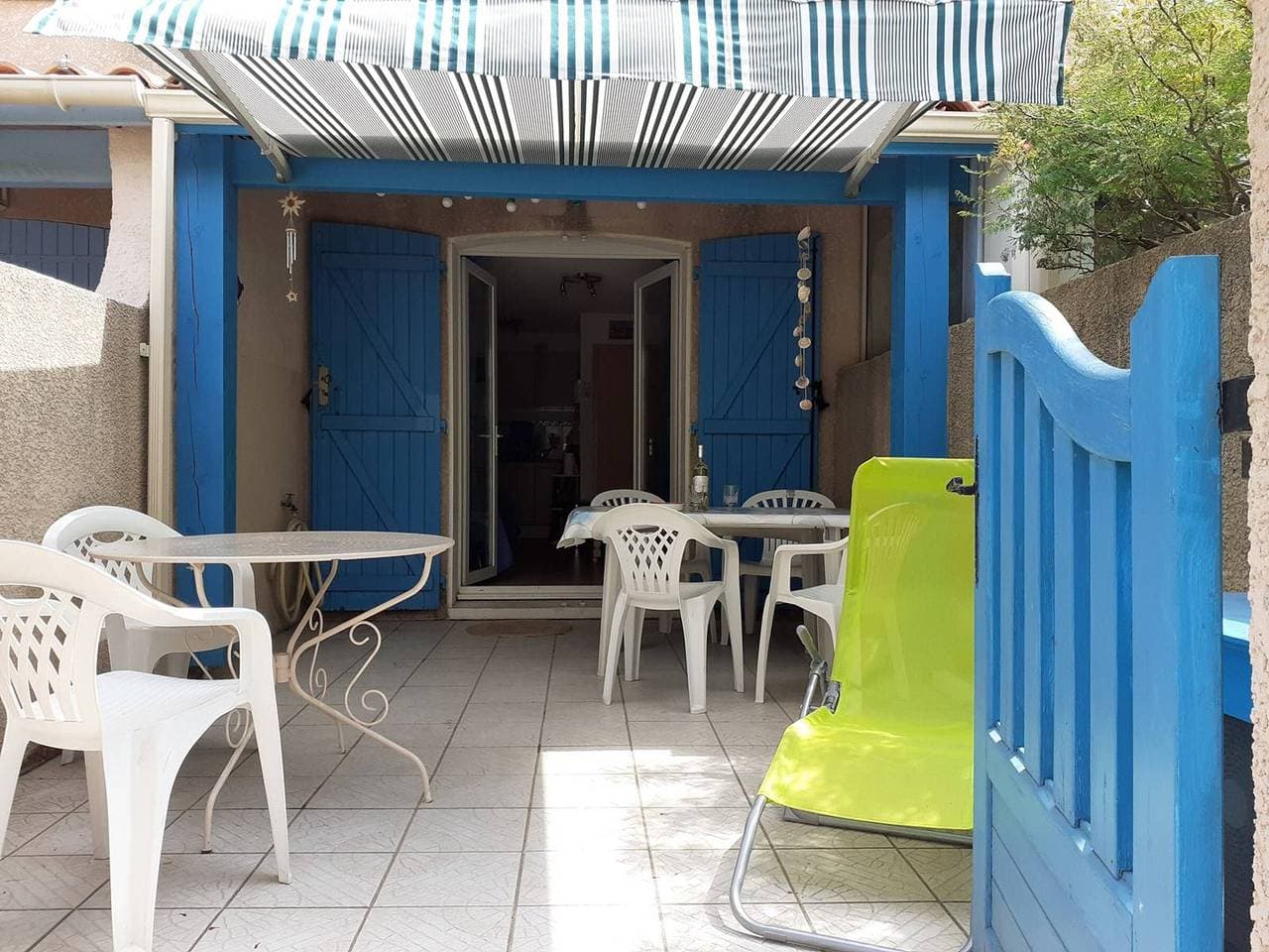 Foto 2 von 18: Gemütliches Ferienhaus in Gruissan, 3 Zimmer, 6 Betten, strandnah, Klimaanlage, Parkplatz