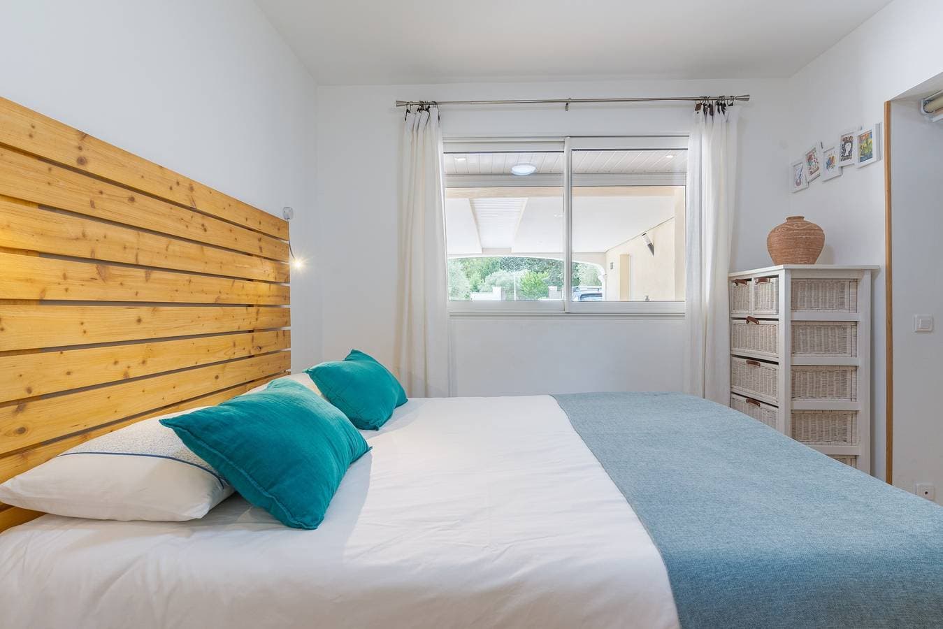Foto 12 von 20: Ferienwohnung 'Lobéal' mit Gemeinschaftspool, WLAN und Klimaanlage