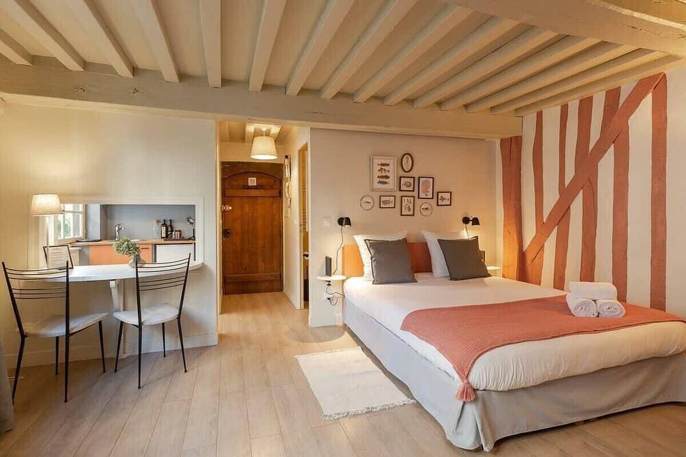 Studio Couleur Corail – Ruhige Oase & Hof – Zentrum Honfleur 1