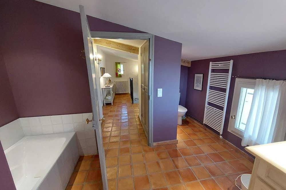 Foto 8 von 30: Charmantes Haus in der Provence Schwimmbad und außergewöhnliche Aussicht