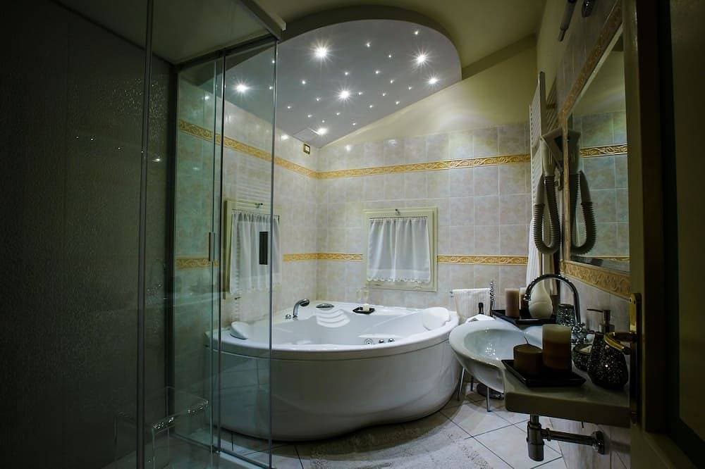 Foto 5 von 30: Villa Nuba, Residenz Bonfigli, Spa-Raum, WLAN, Kamin, Öko-Pool, 5 Minuten vom Zentrum entfernt