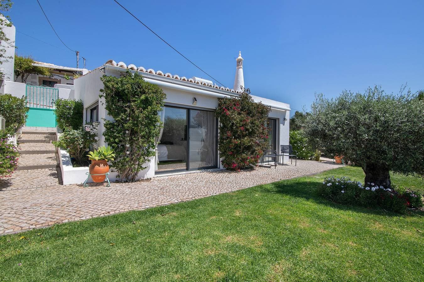 Foto 5 von 45: Ferienwohnung 'Casa 3 Limões' mit Bergblick, Wi-Fi und Klimaanlage