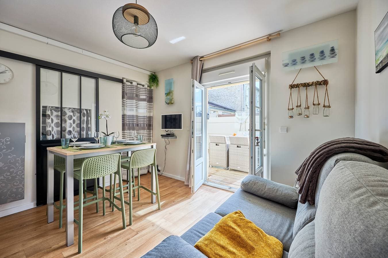 Foto 13 von 13: Ferienwohnung für 3 Personen mit Terrasse