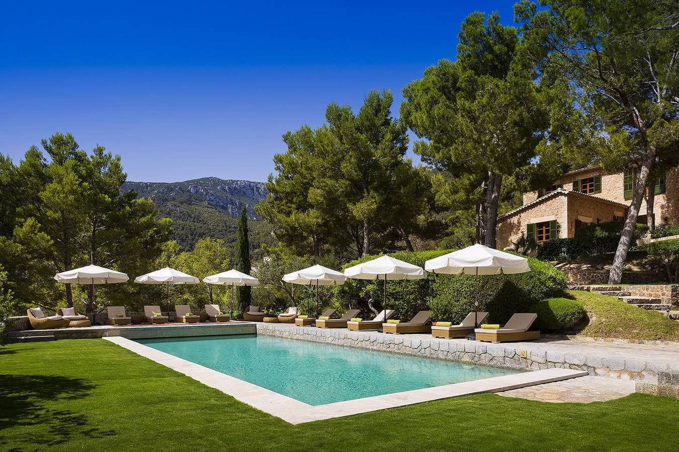 Villa 1