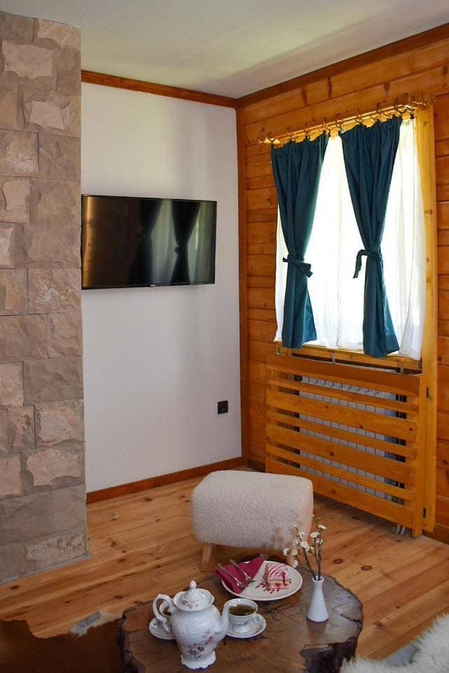 Foto 6 von 33: Family Room with Mountain View