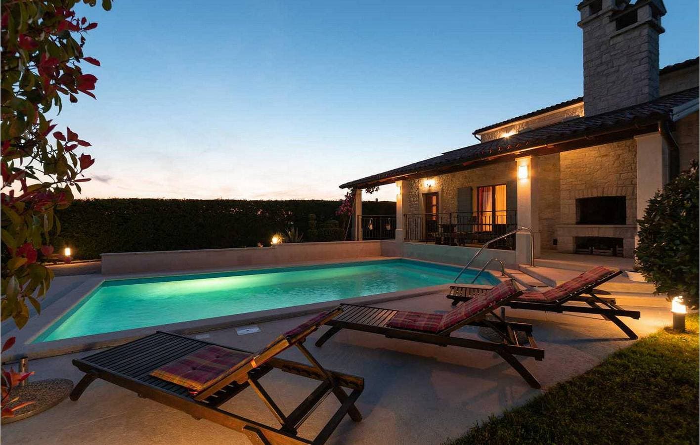 Foto 12 von 44: Modernes Apartment mit 1 Schlafzimmer, Pool und Terrasse – 400 m vom Stadtzentrum entfernt