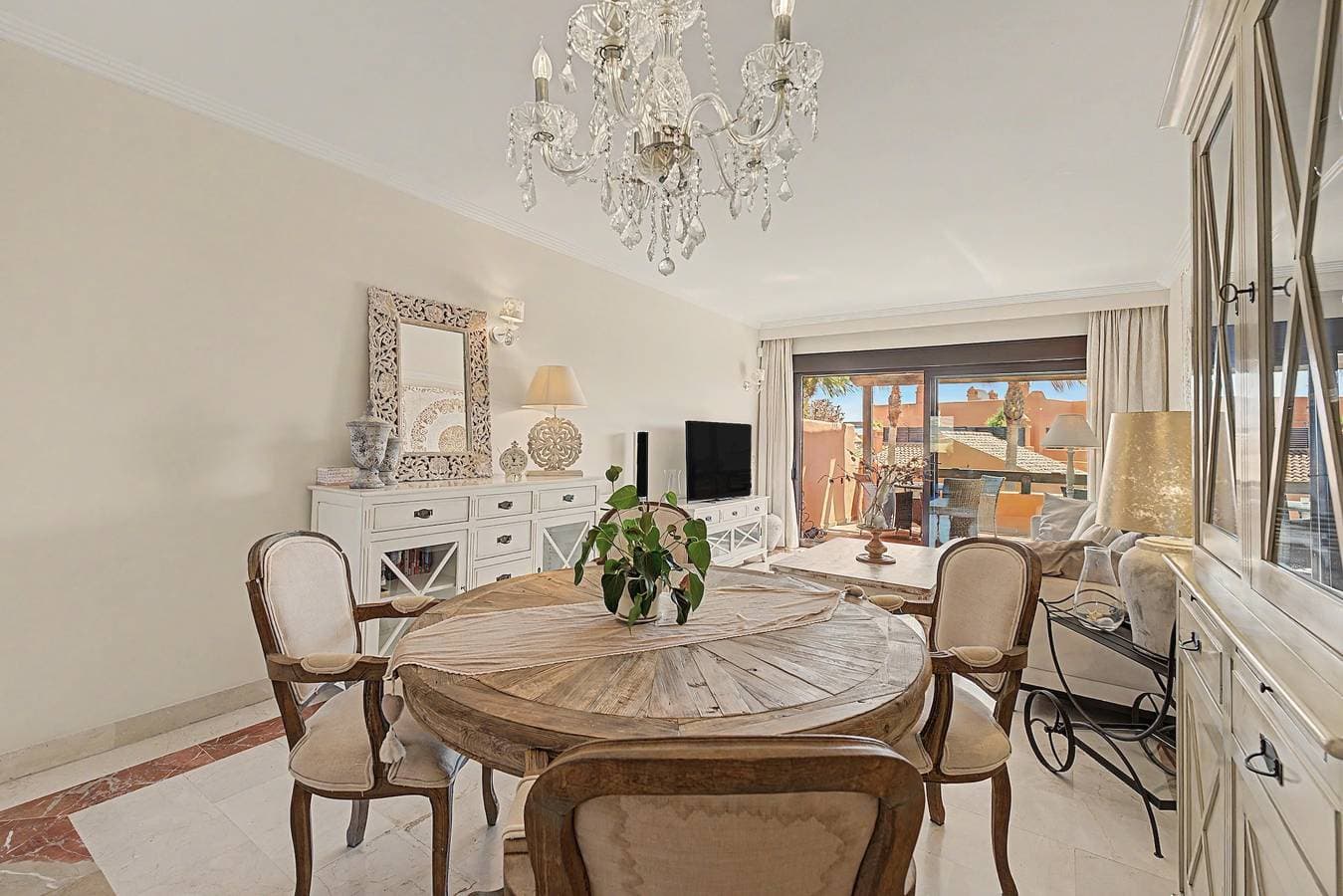 Foto 9 von 28: Luxusapartment nahe Strand mit Meerblick in Estepona