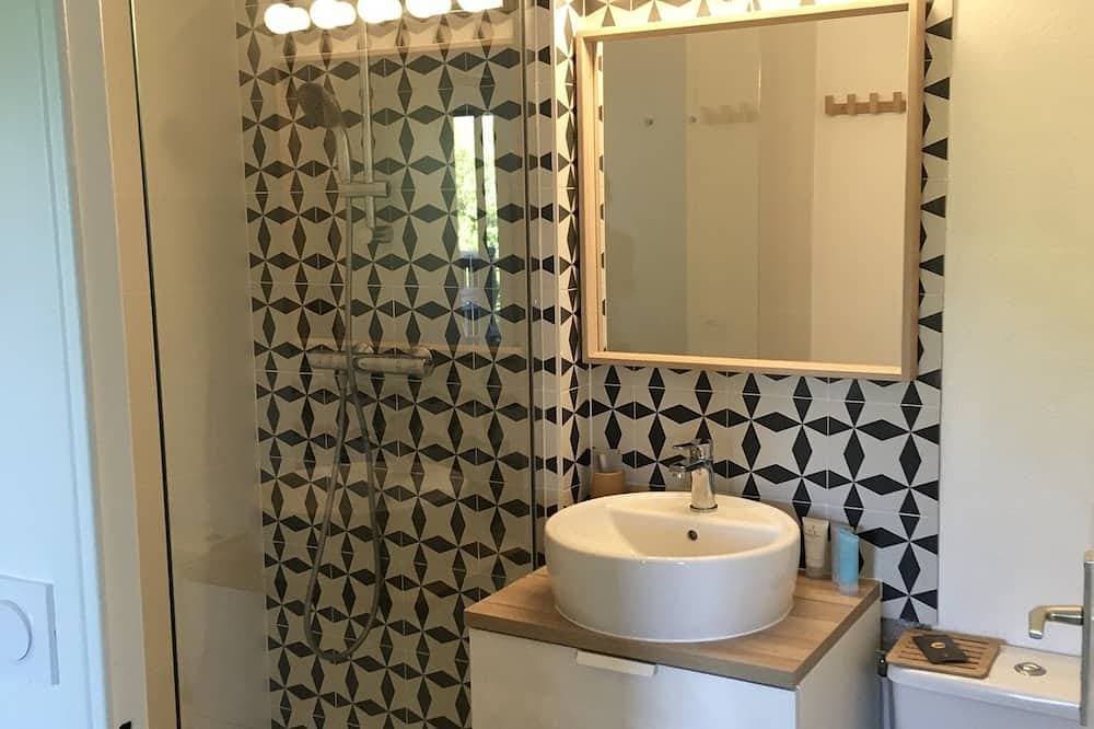 Foto 5 von 30: Komplett renovierte Wohnung mit direktem Zugang zum Meer (100 m) 2. Stock Aufzug