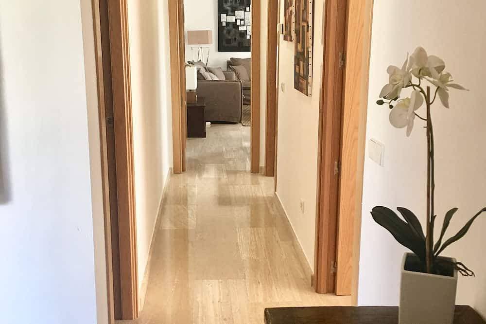 Foto 9 von 30: 🌞 Geräumige 3-Zimmer-Wohnung in einem Luxusgebäude, 150 m Strand, Internet🌞