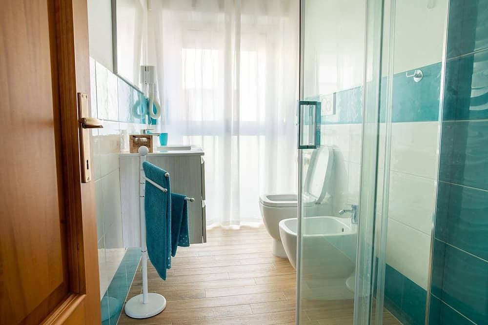 Foto 11 von 30: Ganze Wohnung 75 qm, 3 Schlafzimmer, 2 Bäder, Küche, große Terrasse