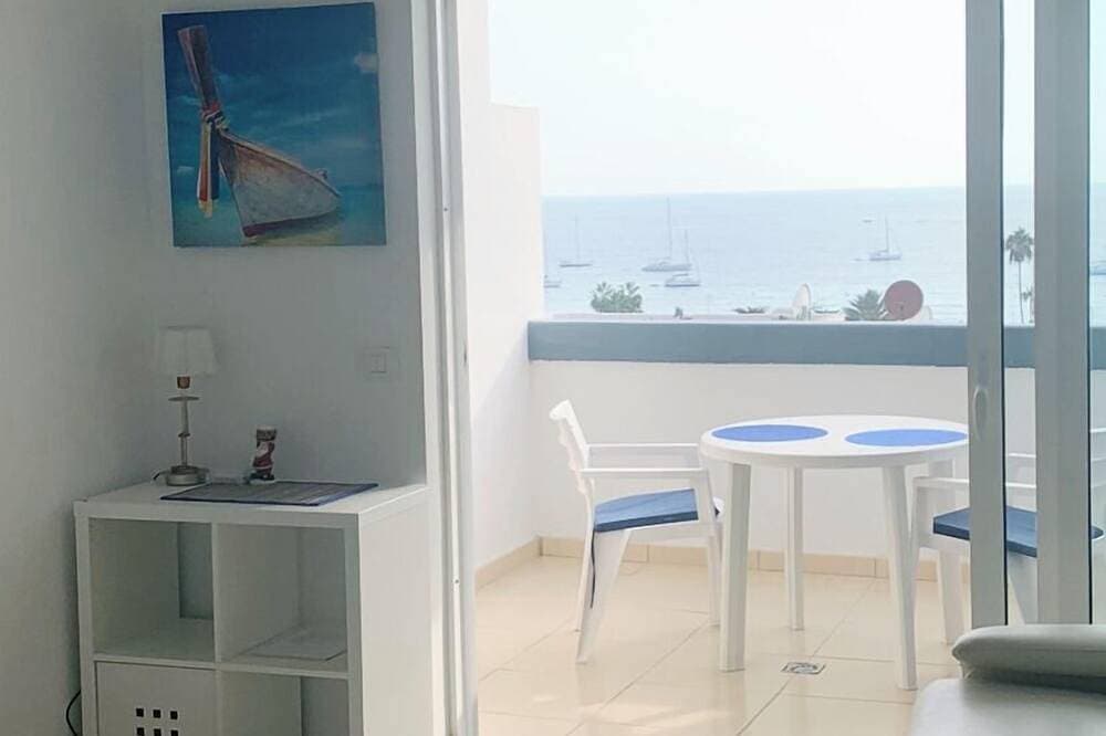 Foto 7 von 30: Azahara 3. Fantastische Moderne Wohnung, Beste Lage Überblick Auf Den Strand Von Las Vistas.