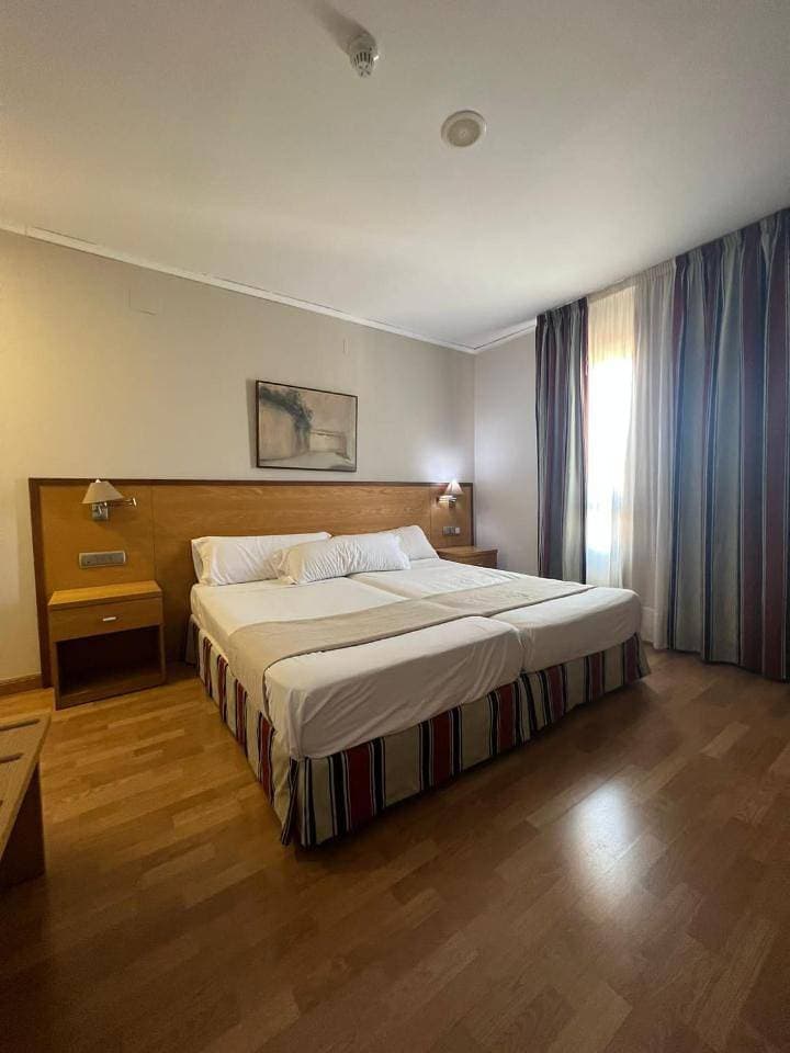 Foto 13 von 16: Standard Double or Twin Room