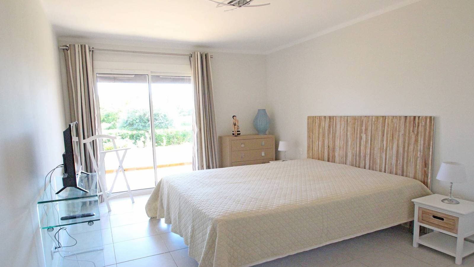 Foto 10 von 17: Villa für 6 Personen - Klimaanlage - WiFi - Privater Pool - Strand zu Fuß - Les Issambres - 3*
