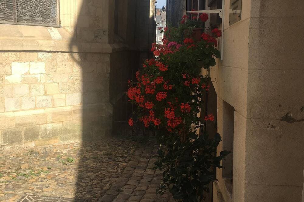 Foto 5 von 30: Charme Studio Haus Honfleur Haushalt Und Bettwäsche Inklusive