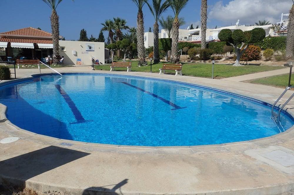 Perfekt gelegen Stadthaus im Herzen von Coral Bay, Pool und Meerblick 1