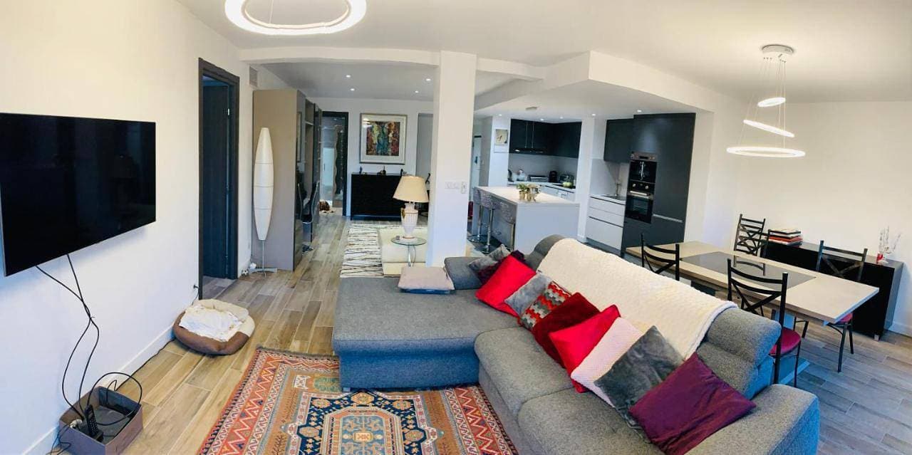 Foto 4 von 10: Two-Bedroom Apartment