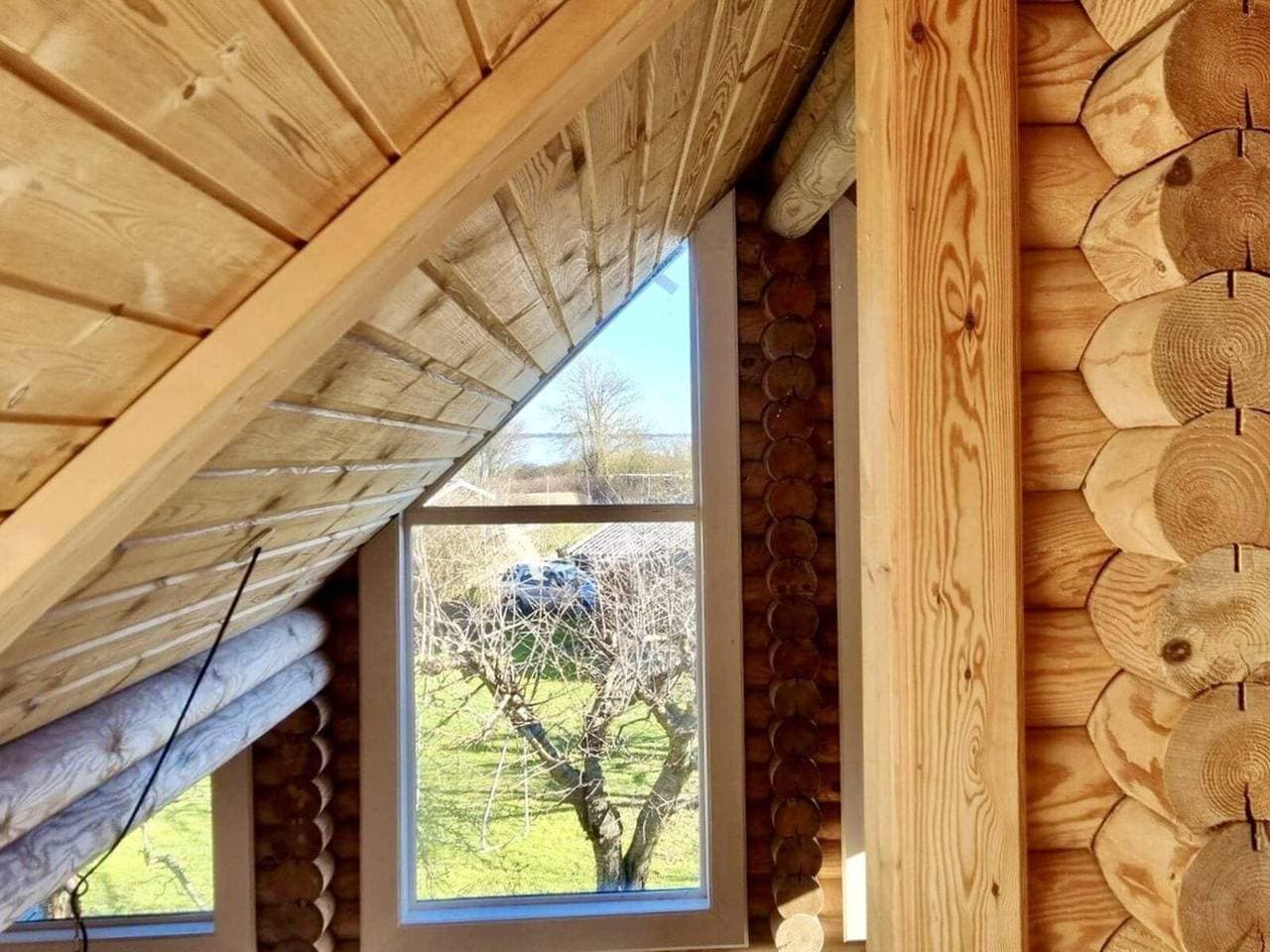 Foto 9 von 28: Gemütliches Ferienhaus mit Meerblick, Holzofen und urigem Charme