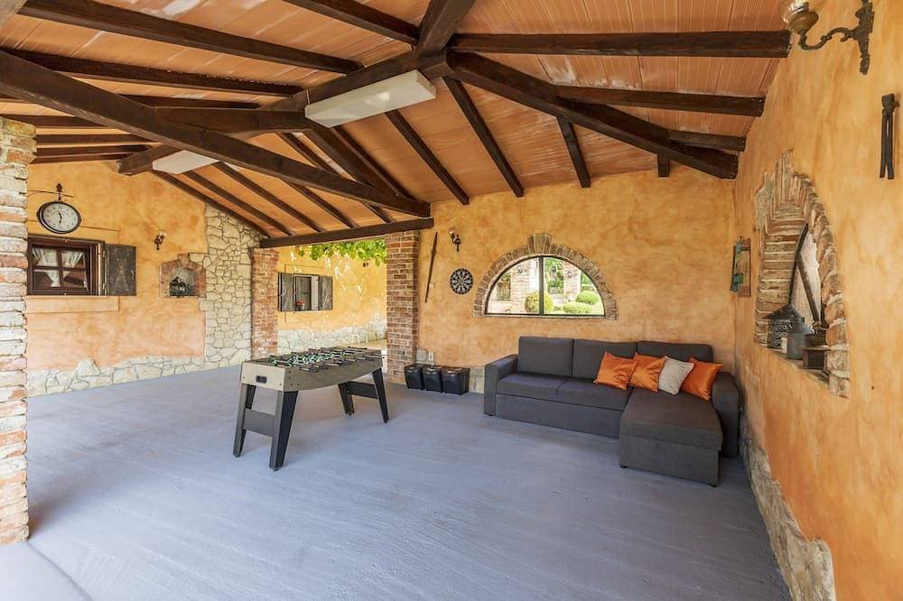 Foto 13 von 30: Wunderschöne Villa mit Schwimmbad, Grill, kostenloses WLAN, Waschmaschine