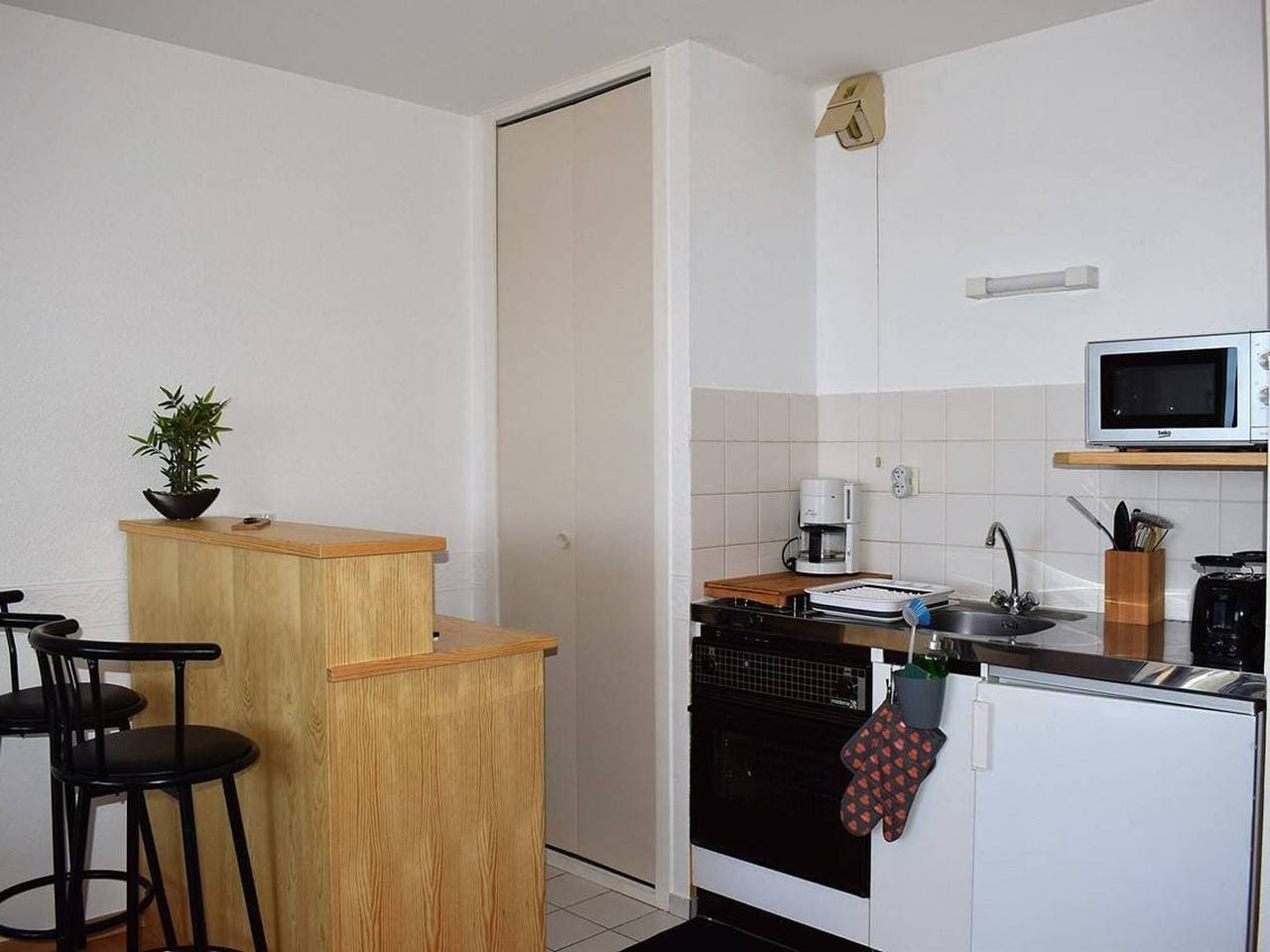 Foto 6 von 14: Apartment mit WIFI, Direkt am Strand, Privatparkplatz, Haustiere Erlaubt
