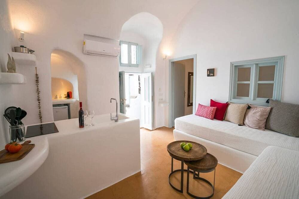 Santorini-Schätze Lavendelvilla traditionell 1