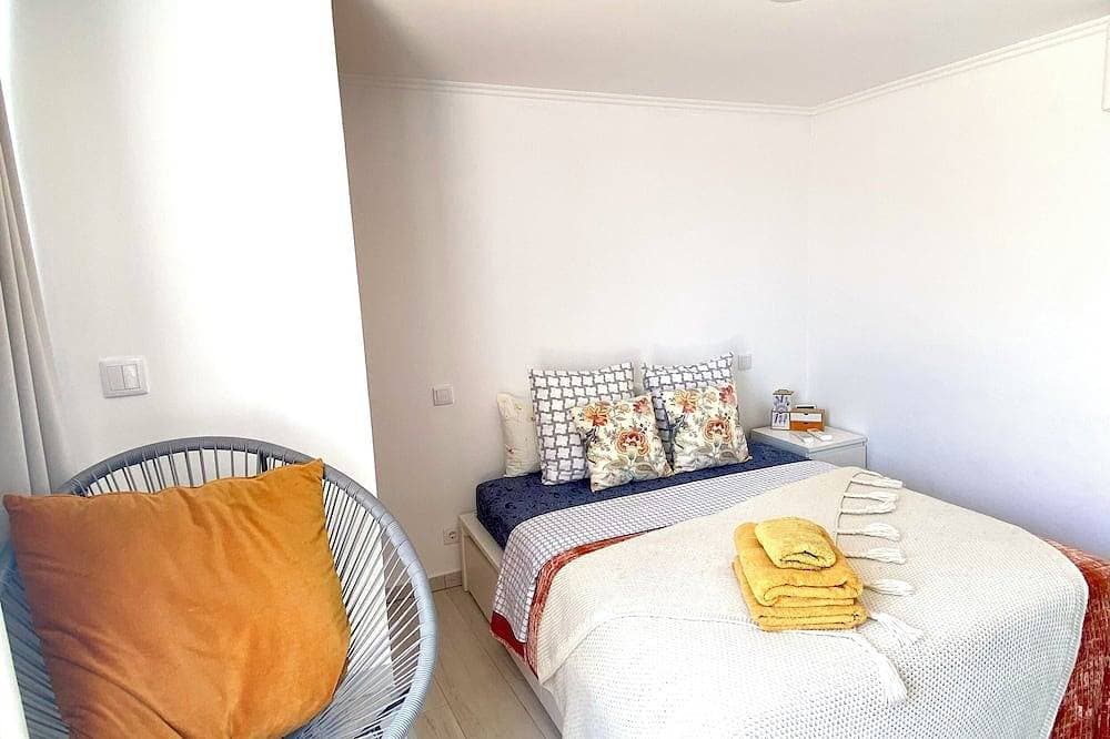 Foto 3 von 16: Charming townhome at Zenit Olhão with WiFi, AC